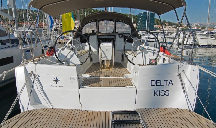 Sun Odyssey 389 in Split "Delta Kiss"