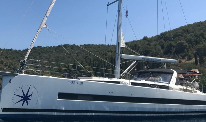  Oceanis Yacht 62