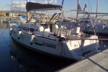 Sun Odyssey 379 in Salerno "Minerva"