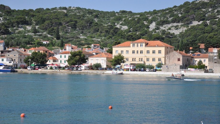 Murter  (Charterbasis in Kroatien)